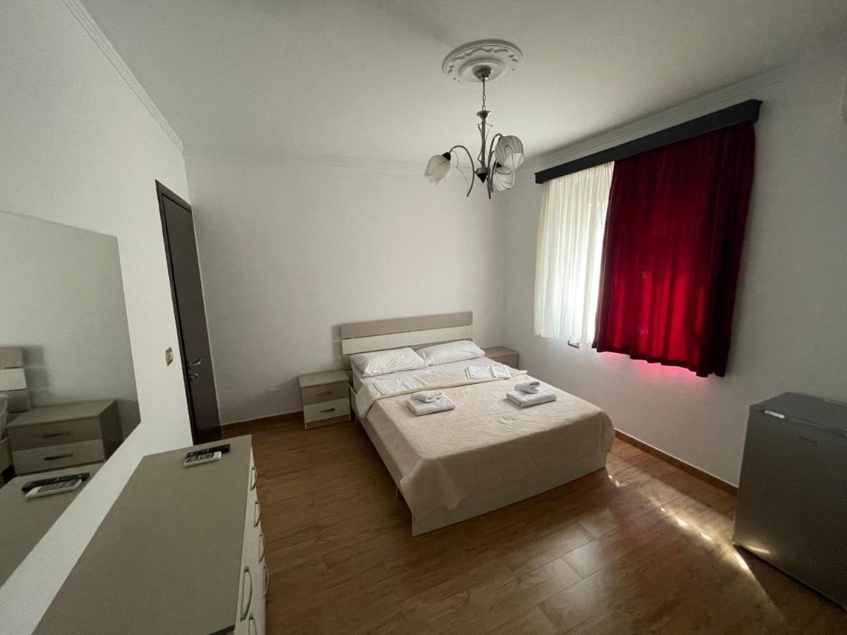 Centre Hotel Berat Ngoại thất bức ảnh