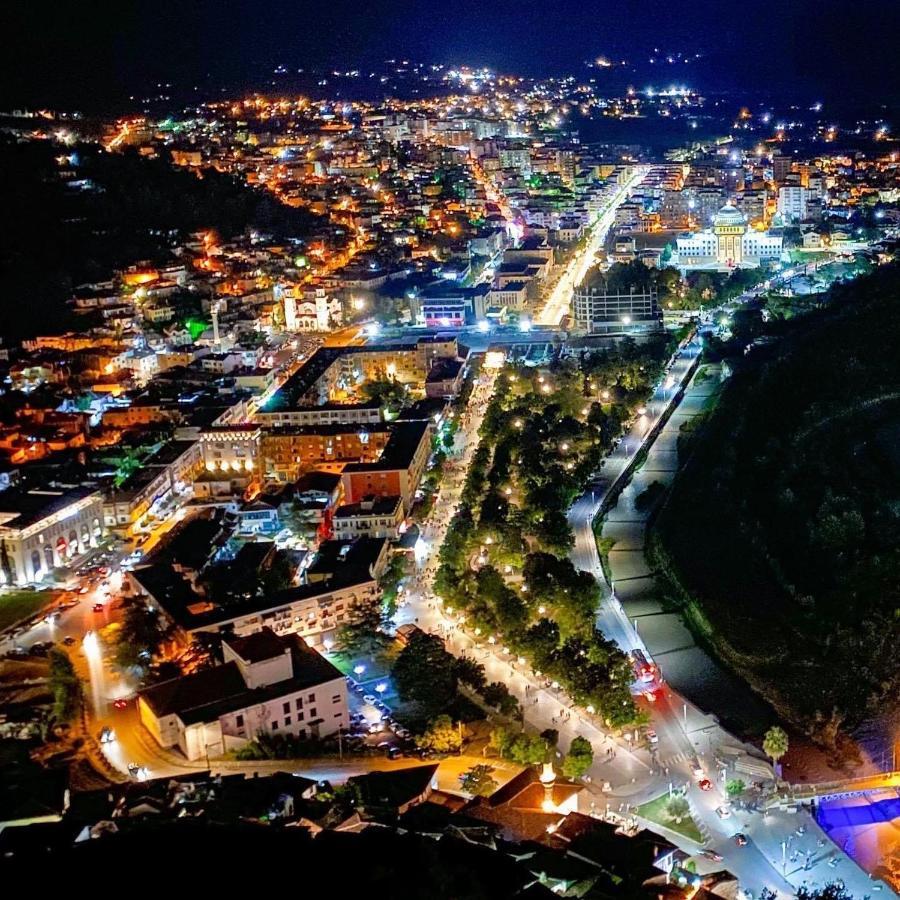 Centre Hotel Berat Ngoại thất bức ảnh